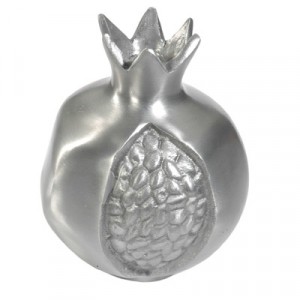 Yair Emanuel Large Aluminum Pomegranate Decoration in Silver Artistas y Marcas