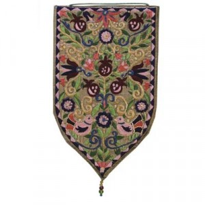 Yair Emanuel Shield Tapestry in Oriental Design (Large/ Gold) Decoración para el Hogar 