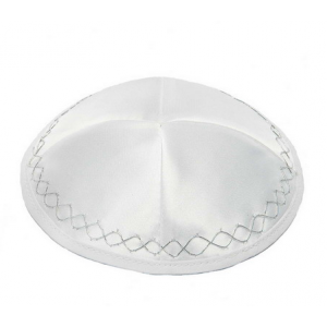 Terylene Kippah with Zigzag Lines and Four Sections in White Kipot