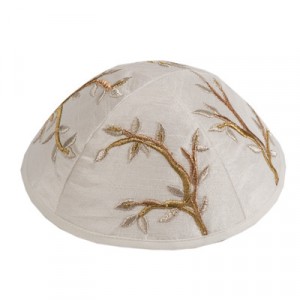 Yair Emanuel White Kippah with Gold Tree Embroidery Artistas y Marcas